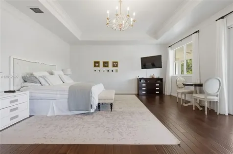 1422 Victoria Isle Drive Weston FL 33327