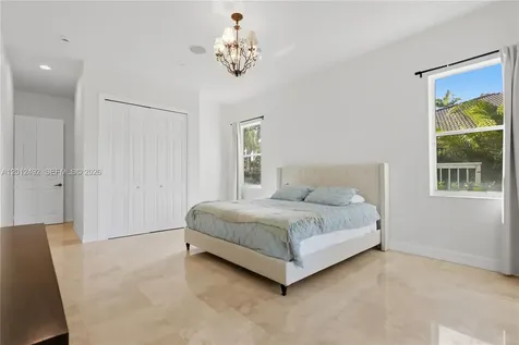 1422 Victoria Isle Drive Weston FL 33327