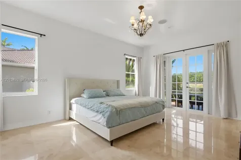 1422 Victoria Isle Drive Weston FL 33327