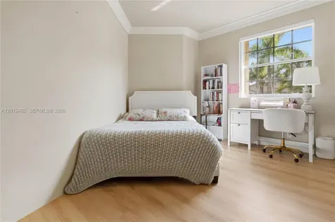 1422 Victoria Isle Drive Weston FL 33327