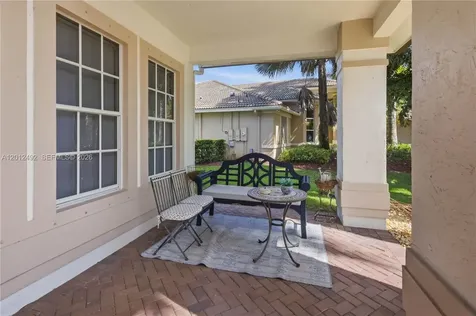 1422 Victoria Isle Drive Weston FL 33327