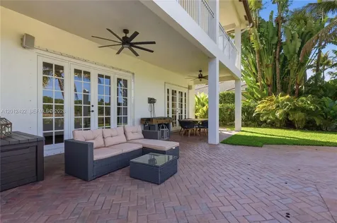 1422 Victoria Isle Drive Weston FL 33327