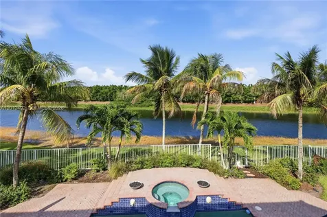 1422 Victoria Isle Drive Weston FL 33327