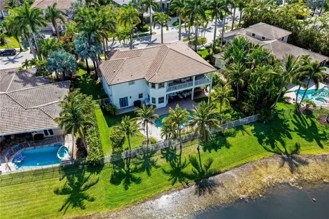 1422 Victoria Isle Drive Weston FL 33327