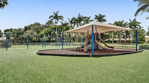 1422 Victoria Isle Drive Weston FL 33327