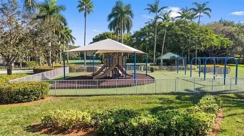 1422 Victoria Isle Drive Weston FL 33327