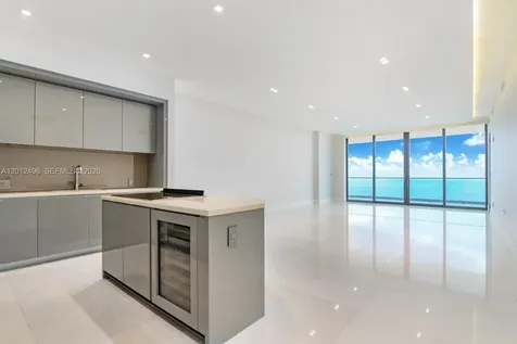 18975 Collins Avenue Sunny Isles Beach FL 33160