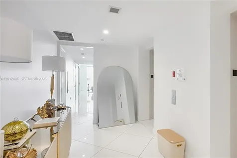 1100 Biscayne Boulevard Miami FL 33132
