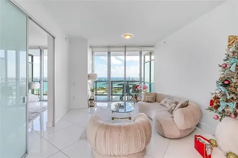 1100 Biscayne Boulevard Miami FL 33132