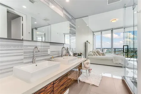1100 Biscayne Boulevard Miami FL 33132
