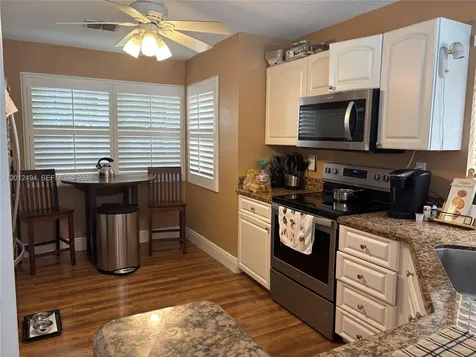 2638 Oak Park Circle Davie FL 33328