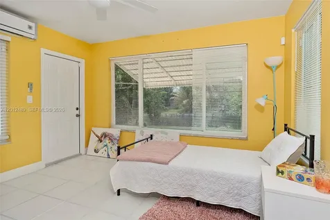 1817 NW 60th Avenue Sunrise FL 33313