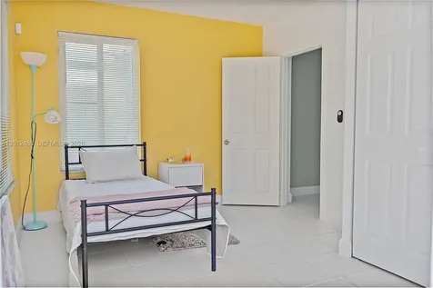 1817 NW 60th Avenue Sunrise FL 33313