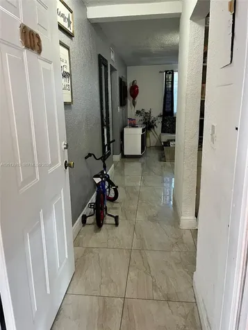 652 NW 3rd Street Miami FL 33128