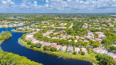 4421 Dogwood Circle Weston FL 33331