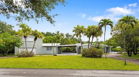 10851 SW 68th Avenue Pinecrest FL 33156