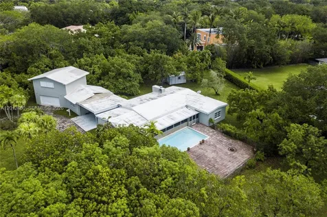 10851 SW 68th Avenue Pinecrest FL 33156
