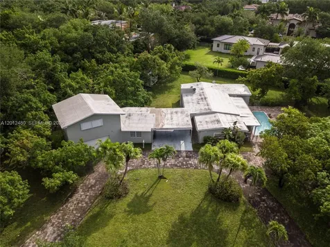 10851 SW 68th Avenue Pinecrest FL 33156