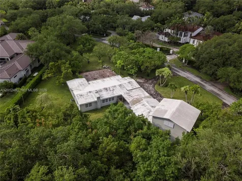 10851 SW 68th Avenue Pinecrest FL 33156