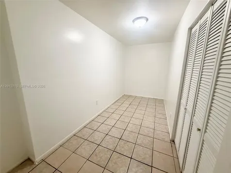 220 NE 41st Street Oakland Park FL 33334