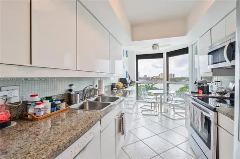 21205 Yacht Club Drive Aventura FL 33180