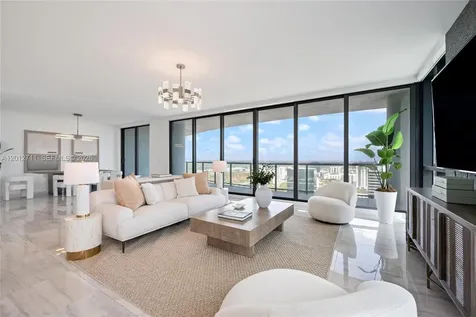 100 E Las Olas Boulevard Fort Lauderdale FL 33301