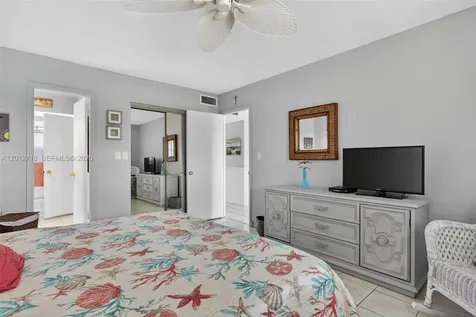 4451 NW 16th Street Lauderhill FL 33313
