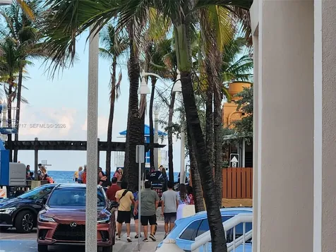 320 New York Street Hollywood FL 33019
