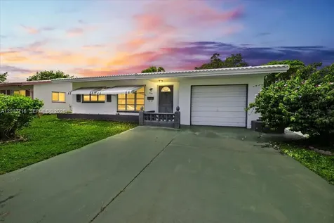 5721 NW 87th Avenue Tamarac FL 33321