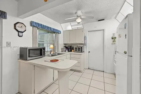 5721 NW 87th Avenue Tamarac FL 33321