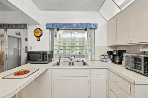 5721 NW 87th Avenue Tamarac FL 33321