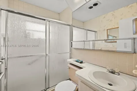 5721 NW 87th Avenue Tamarac FL 33321