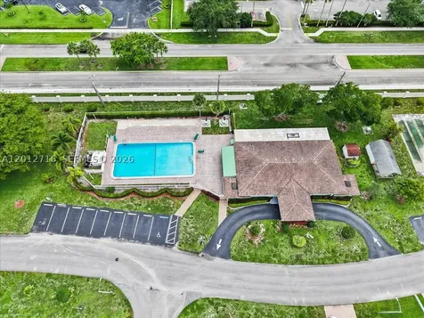 5721 NW 87th Avenue Tamarac FL 33321
