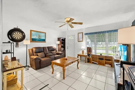 5721 NW 87th Avenue Tamarac FL 33321