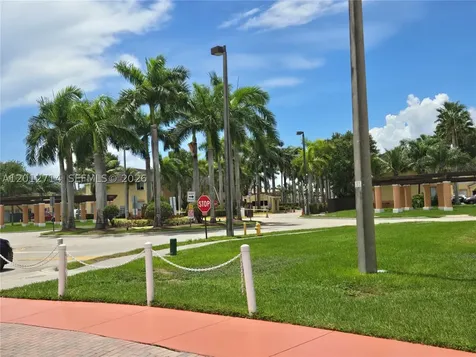 1442 SE 24th Court Homestead FL 33035