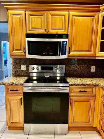 8350 NW 27th Place Sunrise FL 33322