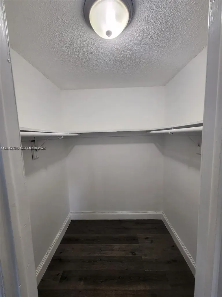4117 Woodside Drive Coral Springs FL 33065