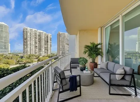 2475 Brickell Avenue Miami FL 33129