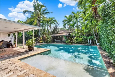 13455 SW 104th Terrace Miami FL 33186