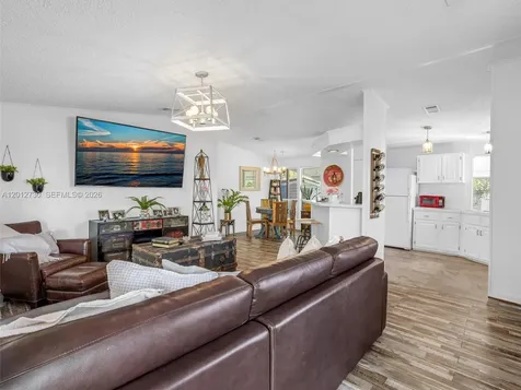 19800 SW 180th Avenue #80 Miami FL 33187