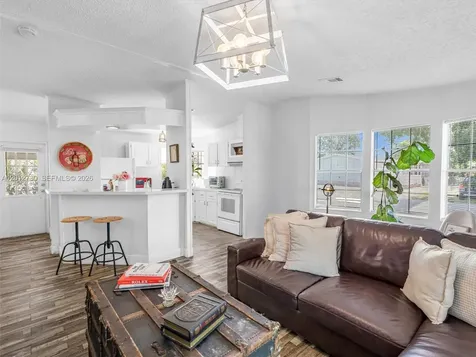 19800 SW 180th Avenue #80 Miami FL 33187