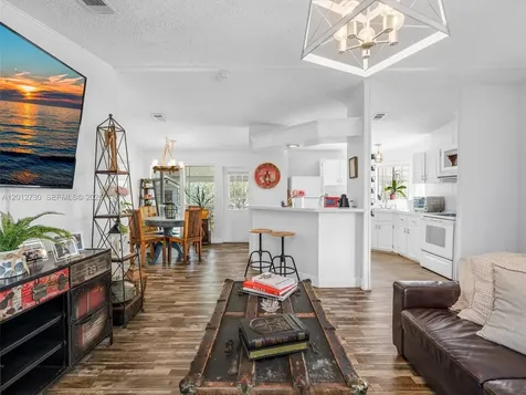 19800 SW 180th Avenue #80 Miami FL 33187