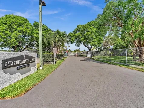 19800 SW 180th Avenue #80 Miami FL 33187
