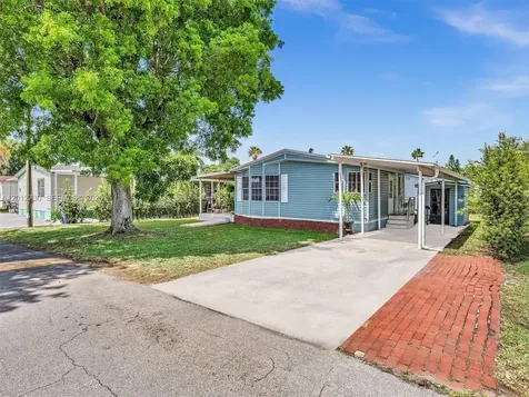 19800 SW 180th Avenue #80 Miami FL 33187
