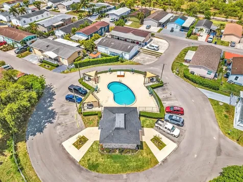 19800 SW 180th Avenue #80 Miami FL 33187