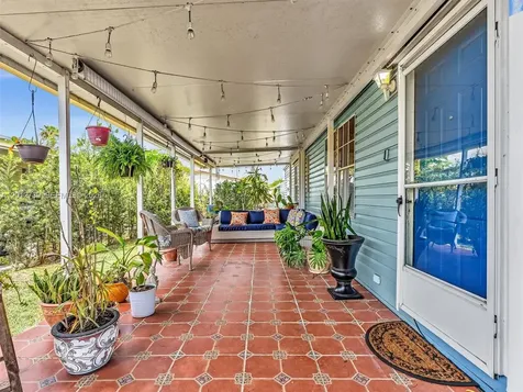 19800 SW 180th Avenue #80 Miami FL 33187