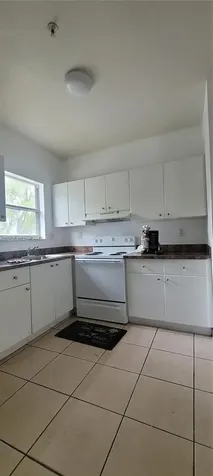 33 E 20th Street Hialeah FL 33010
