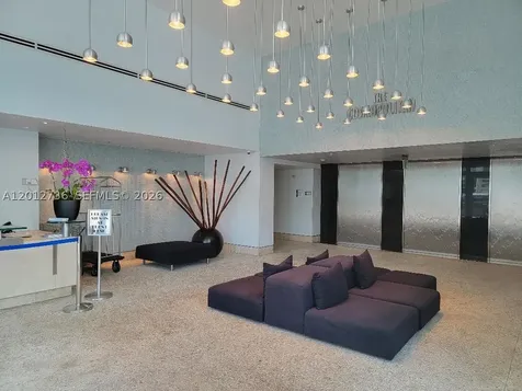 110 Washington Avenue Miami Beach FL 33139