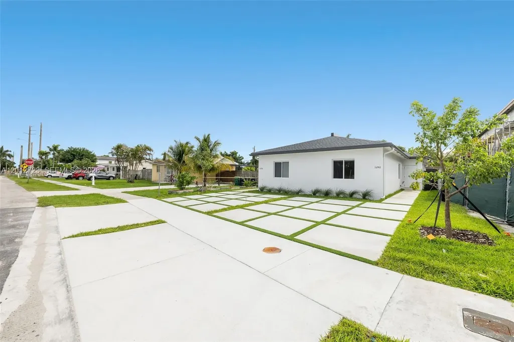 11238 SW 187th Street Miami FL 33157