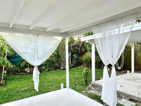5300 NW 1st Avenue Oakland Park FL 33309